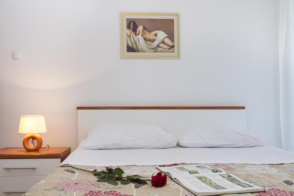 Apartments Rajkovic Labin  Quarto foto